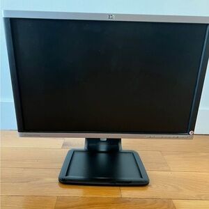 HP Black Monitor with Adjustable Stand